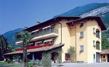 Hotel Edy 3*
